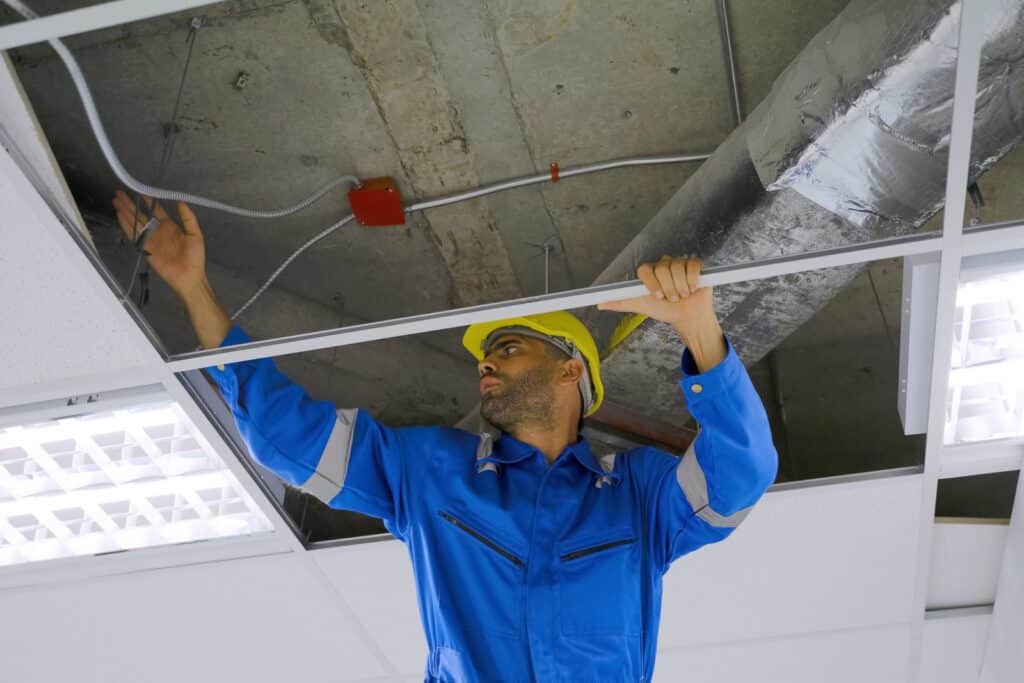 Installation de VMC par artisan expert à Champagne-au-Mont-d'Or - Ventilation mécanique contrôlée pour améliorer la qualité de l'air intérieur